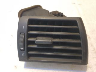 bontott BMW 3 E46 Jobb Szellőző