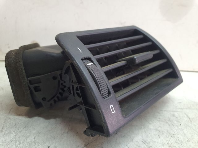 bontott BMW 3 E46 Jobb Szellőző