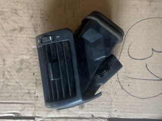 bontott BMW 3 E46 Jobb Szellőző