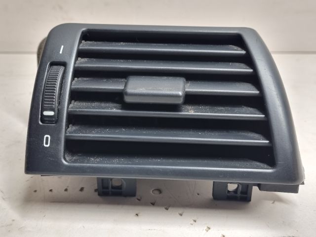 bontott BMW 3 E46 Jobb Szellőző