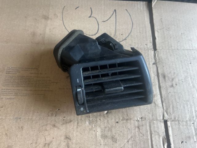 bontott BMW 3 E46 Jobb Szellőző