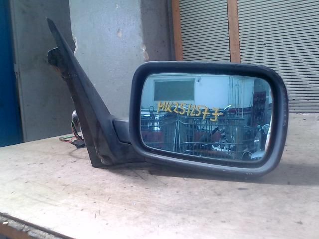 bontott BMW 3 E46 Jobb Visszapillantó Tükör (Elektromos)