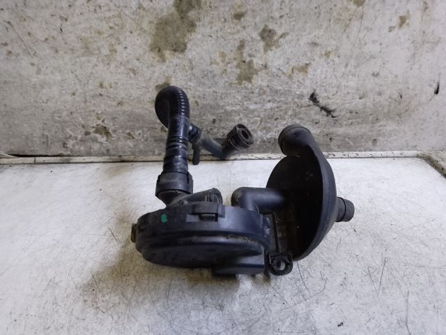 bontott BMW 3 E46 Kartergáz Visszavezető Ház