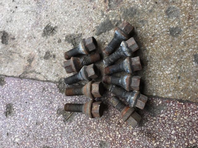 bontott BMW 3 E46 Kerék Csavar Szett