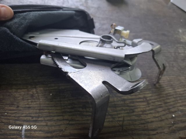 bontott BMW 3 E46 Kézifék Kar