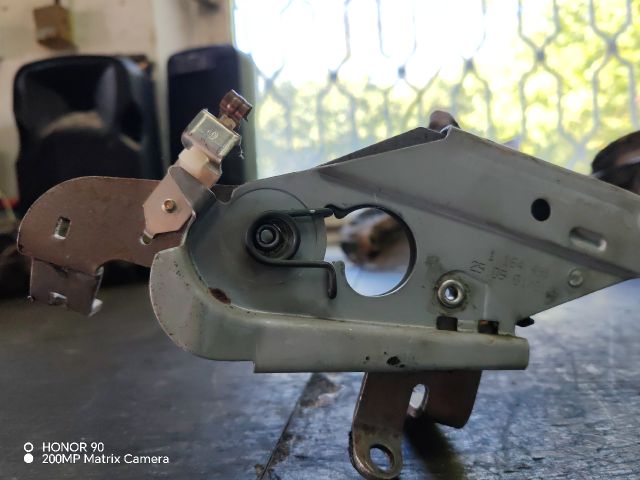 bontott BMW 3 E46 Kézifék Kar