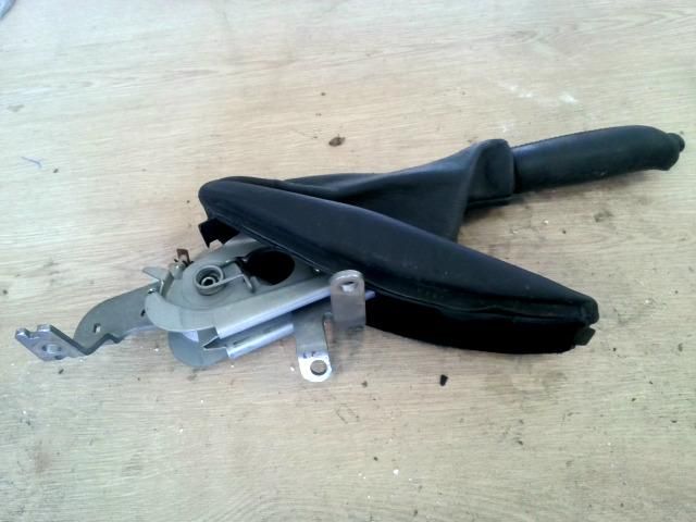 bontott BMW 3 E46 Kézifék Kar