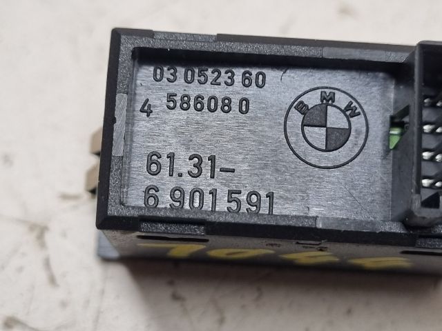 bontott BMW 3 E46 Kipörgésgátló Kapcsoló