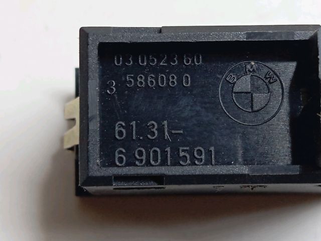 bontott BMW 3 E46 Kipörgésgátló Kapcsoló