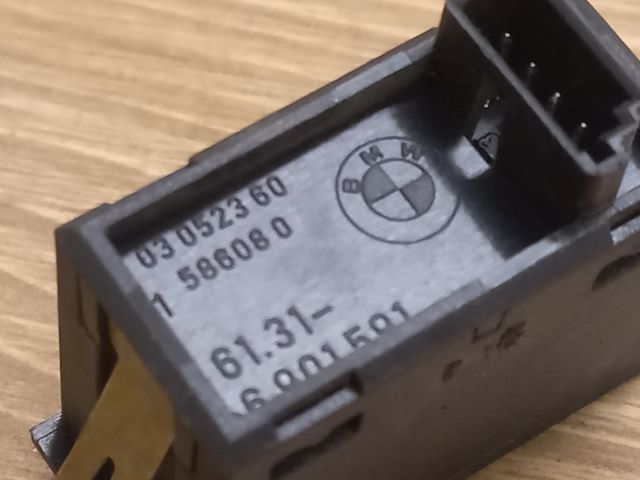 bontott BMW 3 E46 Kipörgésgátló Kapcsoló