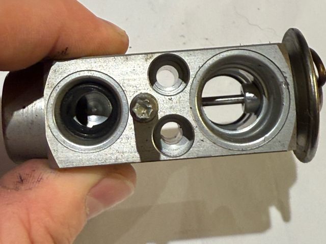 bontott BMW 3 E46 Klíma Tágulási Szelep