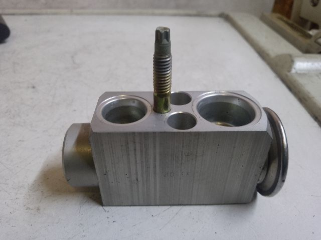 bontott BMW 3 E46 Klíma Tágulási Szelep