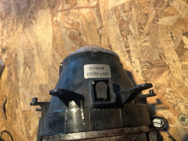 bontott BMW 3 E46 Ködfényszóró (Pozíciófüggetlen)