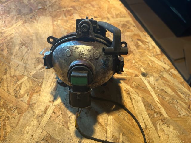 bontott BMW 3 E46 Ködfényszóró (Pozíciófüggetlen)