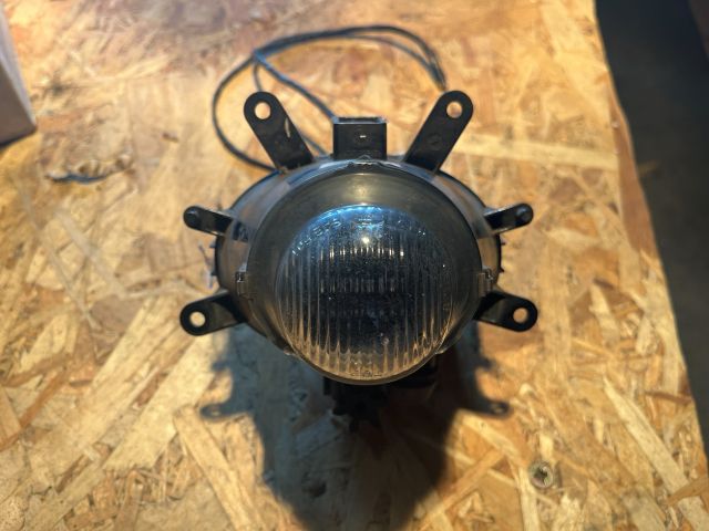 bontott BMW 3 E46 Ködfényszóró (Pozíciófüggetlen)