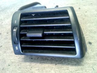 bontott BMW 3 E46 Középső Jobb Szellőző