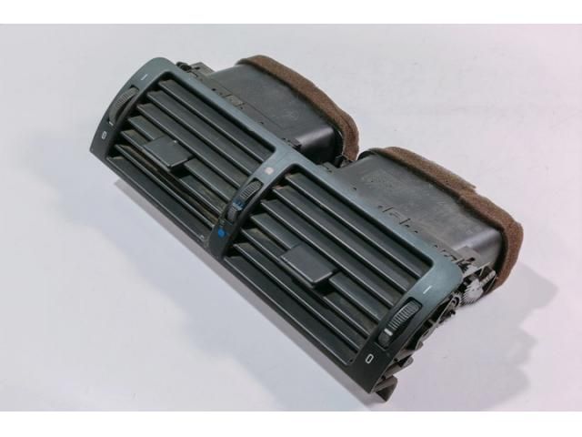 bontott BMW 3 E46 Középső Szellőző