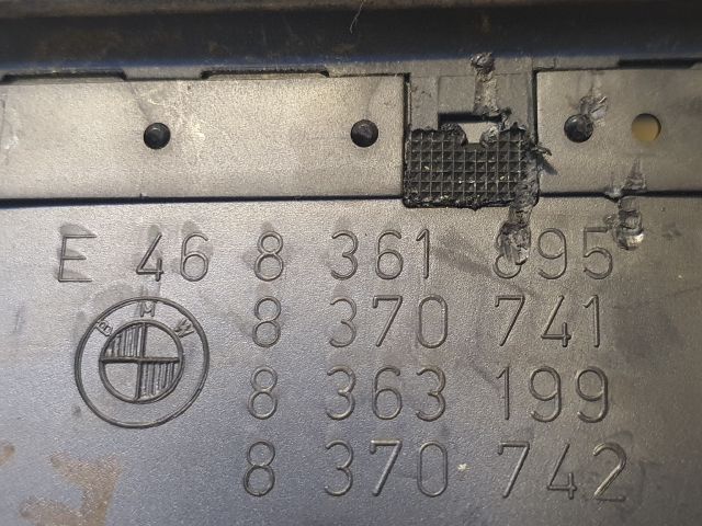 bontott BMW 3 E46 Középső Szellőző