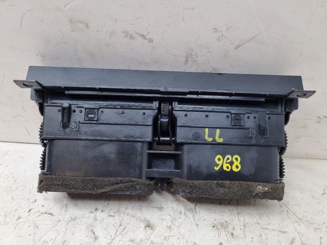 bontott BMW 3 E46 Középső Szellőző