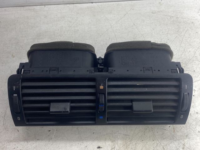 bontott BMW 3 E46 Középső Szellőző