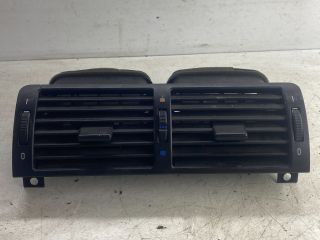 bontott BMW 3 E46 Középső Szellőző