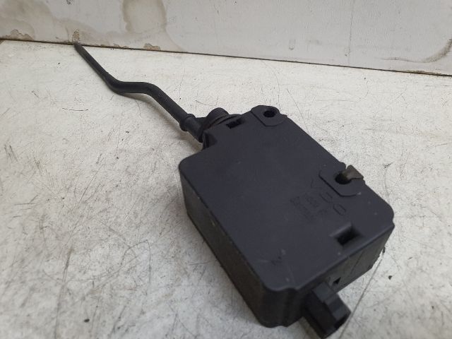 bontott BMW 3 E46 Központizár Motor Tankajtó