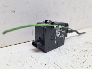 bontott BMW 3 E46 Központizár Motor Tankajtó