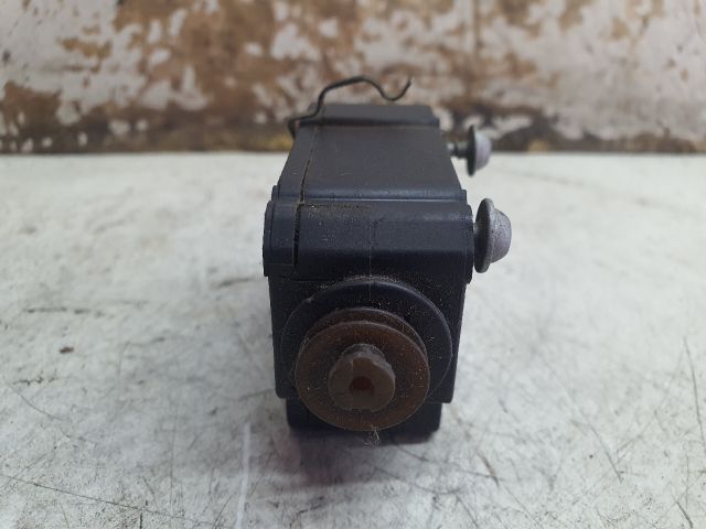 bontott BMW 3 E46 Központizár Motor Tankajtó