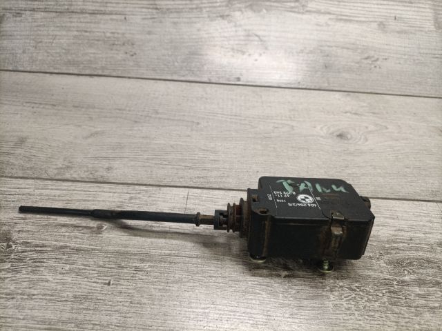 bontott BMW 3 E46 Központizár Motor Tankajtó