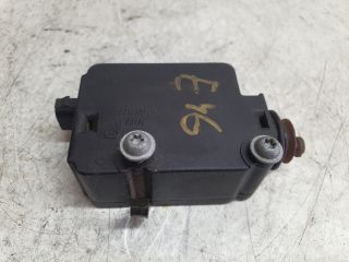 bontott BMW 3 E46 Központizár Motor Tankajtó