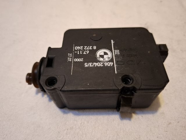 bontott BMW 3 E46 Központizár Motor Tankajtó