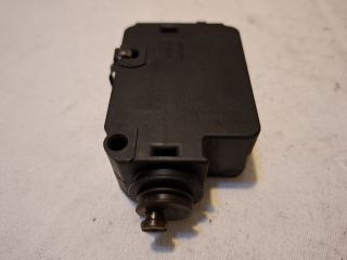 bontott BMW 3 E46 Központizár Motor Tankajtó