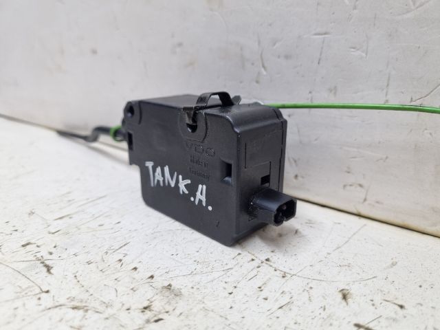 bontott BMW 3 E46 Központizár Motor Tankajtó