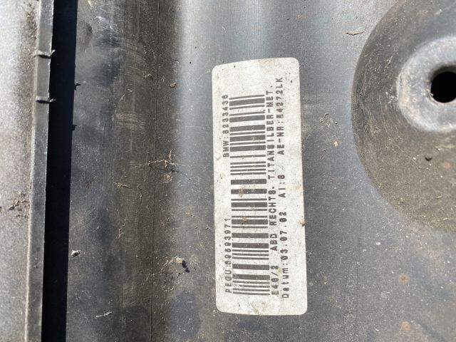 bontott BMW 3 E46 Küszöb Burkolat