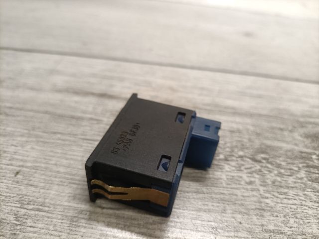 bontott BMW 3 E46 Menetstabilizátor Kapcsoló