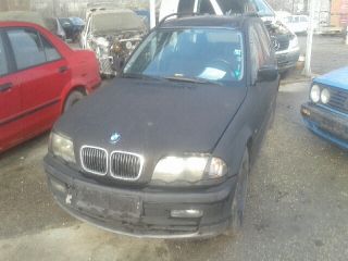 bontott BMW 3 E46 Motorháztető Bal Zsanér