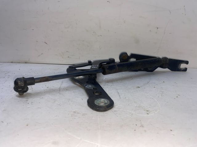 bontott BMW 3 E46 Motorháztető Bal Zsanér