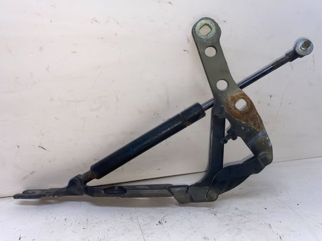 bontott BMW 3 E46 Motorháztető Jobb Zsanér