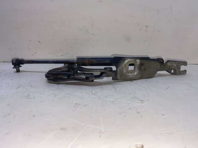 bontott BMW 3 E46 Motorháztető Jobb Zsanér