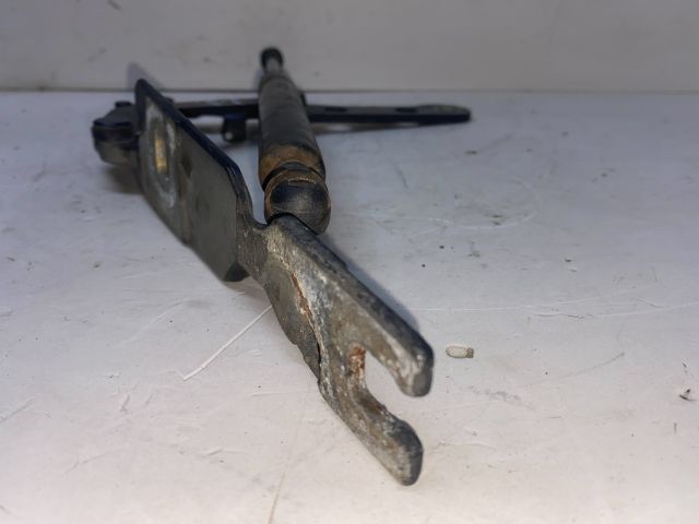 bontott BMW 3 E46 Motorháztető Jobb Zsanér