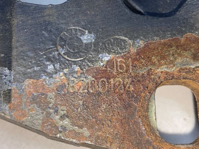 bontott BMW 3 E46 Motorháztető Jobb Zsanér