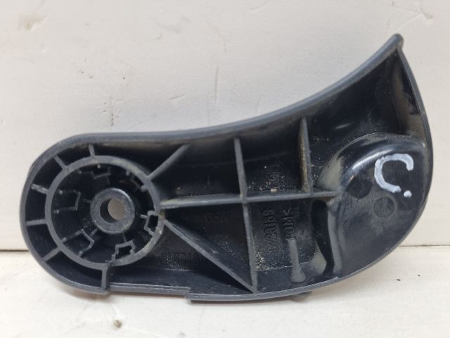 bontott BMW 3 E46 Motorháztető Nyitó Kar / Gomb