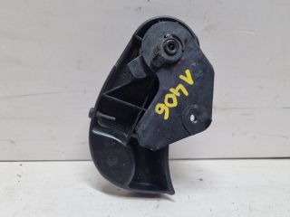 bontott BMW 3 E46 Motorháztető Nyitó Kar / Gomb