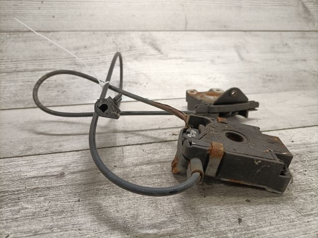 bontott BMW 3 E46 Motorháztető Zárszerkezet