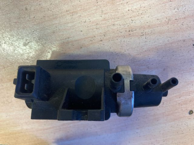 bontott BMW 3 E46 Nyomásszabályzó Szelep