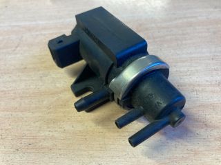 bontott BMW 3 E46 Nyomásszabályzó Szelep