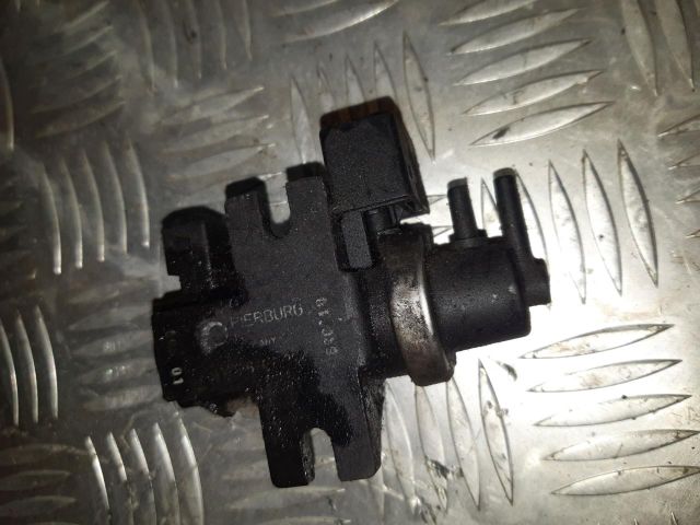 bontott BMW 3 E46 Nyomásszabályzó Szelep