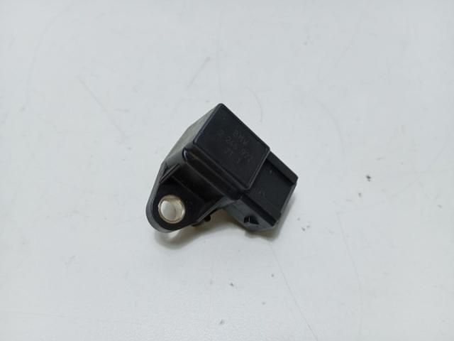 bontott BMW 3 E46 Nyomástartó Szelep