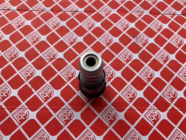 bontott BMW 3 E46 Olajnyomás Szelep Okoskerékhez