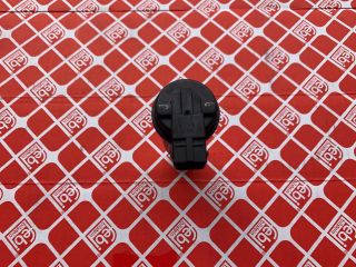 bontott BMW 3 E46 Olajnyomás Szelep Okoskerékhez